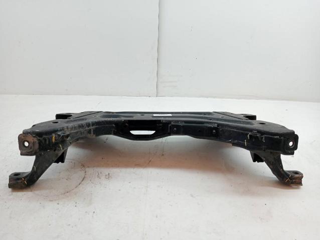 Subchasis delantero soporte motor 624002Y000 Hyundai/Kia