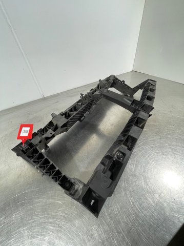 RENAULT 625001299R Panel de soporte del radiador y montaje de faros  disponible España