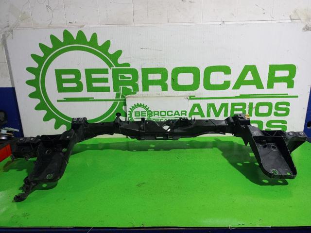 625005786R Panel de soporte del radiador y montaje de faros  comprar en Pontevedra