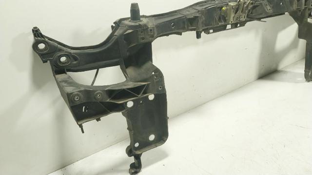 625005786R Soporte de radiador comprar Sevilla