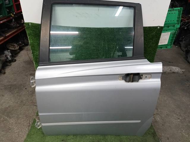 Puerta trasera izquierda 6301132000 Ssang Yong