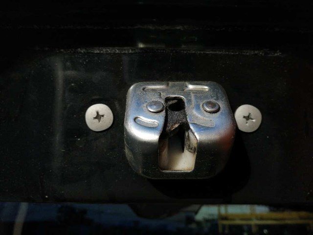 Cerradura de puerta de maletero 63032FG100 Subaru