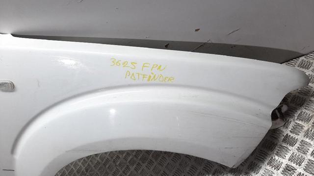 Aleta delantera derecha Nissan Navara D40