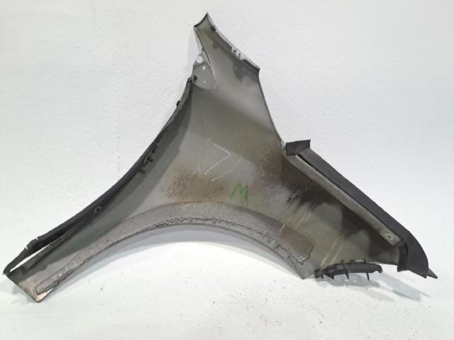 631010047R Aleta delantera izquierda comprar Sevilla