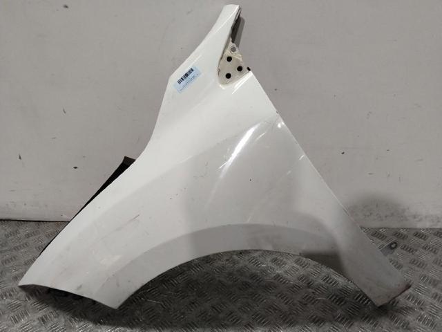 631011470R Aleta delantera izquierda  disponible Málaga