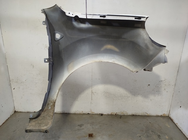 631011587R RENAULT Aleta delantera izquierda comprar Bilbao