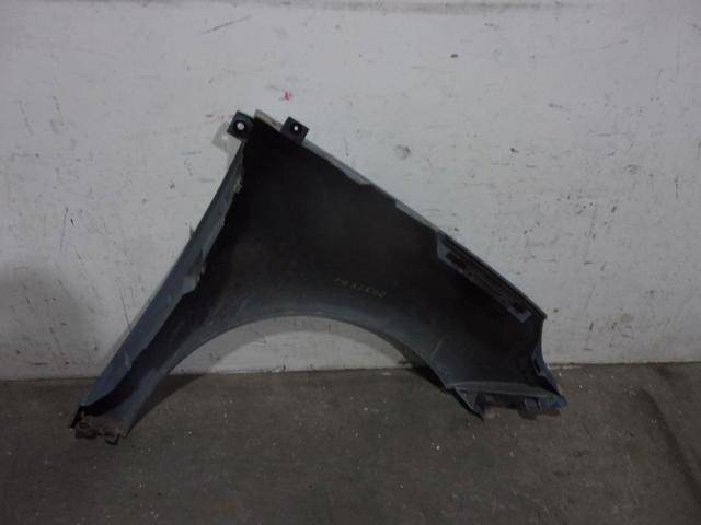 631017581R Aleta delantera izquierda  comprar en Reus