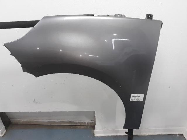 RENAULT 631017581R Aleta delantera izquierda  comprar en Albacete
