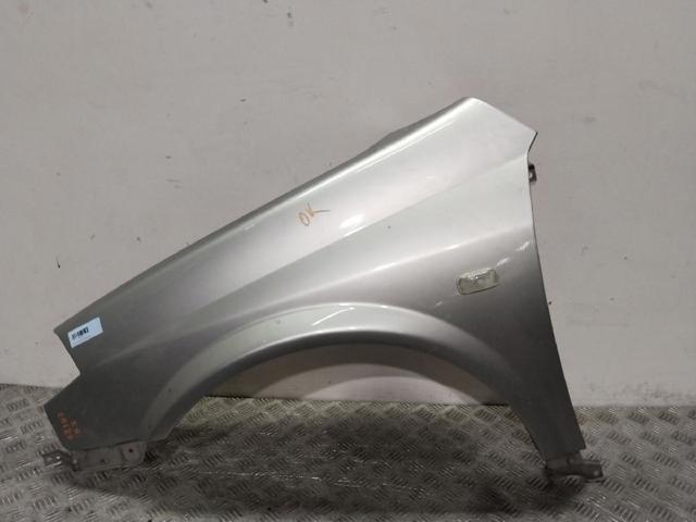 Aleta delantera izquierda Nissan Primera  (P12)