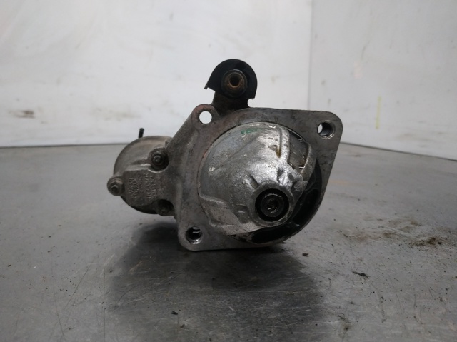 BMW 63113001 Motor de arranque  disponible Lugo