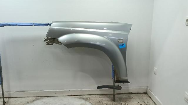 Aleta delantera izquierda para Nissan X-Trail  (T30)