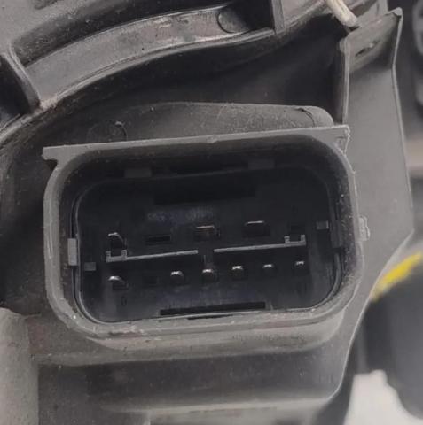 BMW 63126924485 Faro izquierdo  disponible Lugo