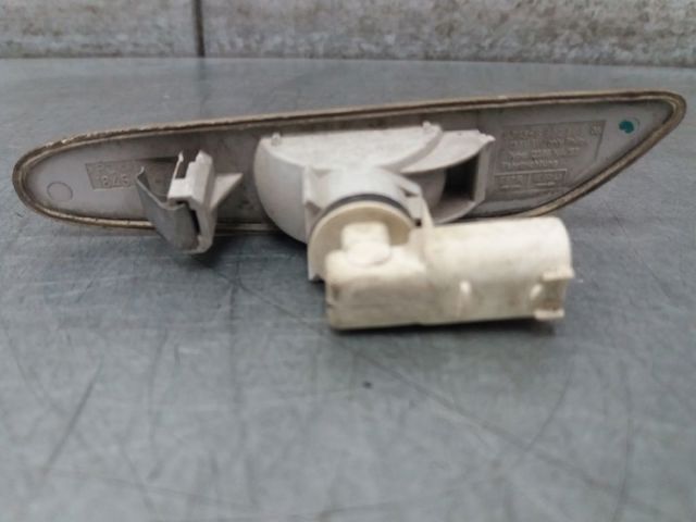 BMW 63136932998 Luz intermitente de guardabarros derecho  disponible Valladolid