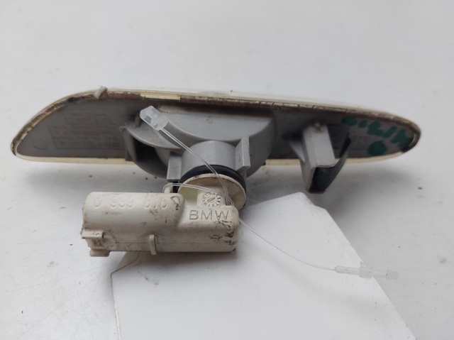 BMW 63136932998 Luz intermitente de guardabarros derecho  en stock Valencia
