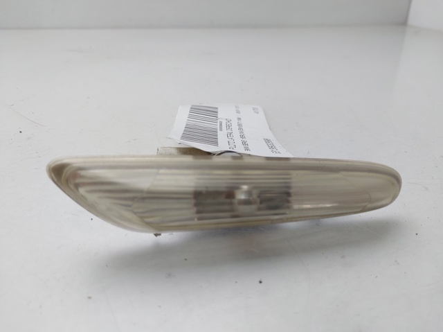 BMW 63136932998 Luz intermitente de guardabarros derecho  en stock Terrassa