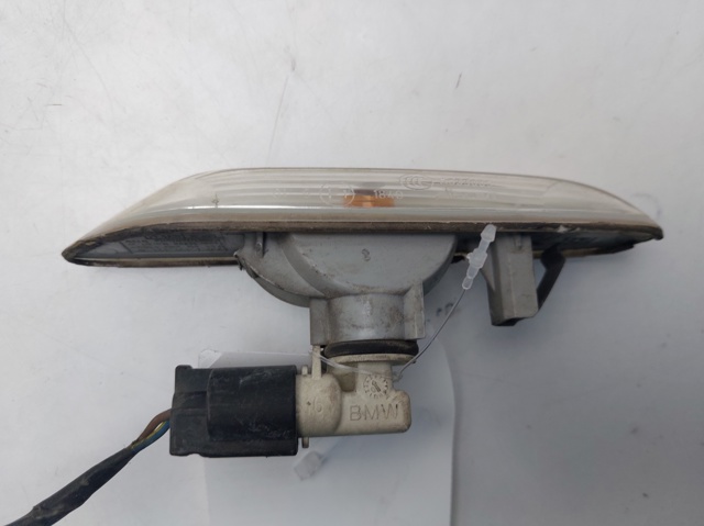 63136932998 BMW Luz intermitente de guardabarros derecho  disponible Vigo