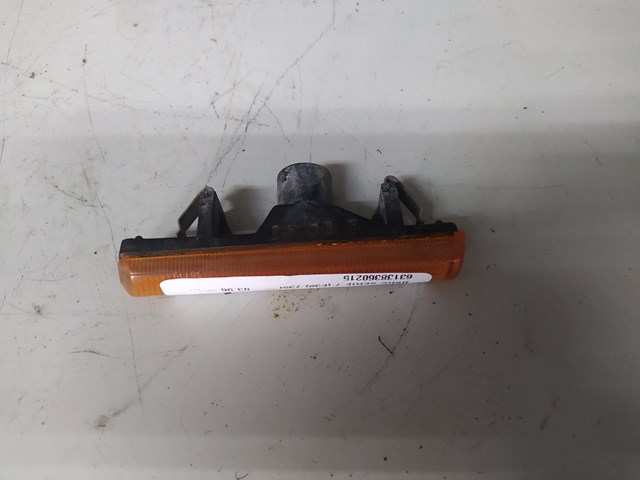 Luz intermitente guardabarros derecho 63138360215 BMW