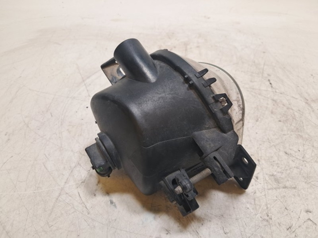 BMW 63176948373 Luz antiniebla izquierdo  en stock Valencia