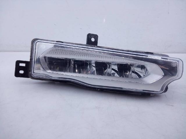 Luz antiniebla derecha 63177412528 BMW