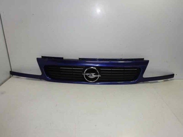 Panal de radiador Opel Astra  furgoneta comprar en España