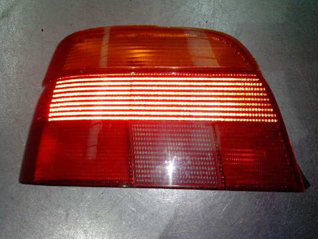 Piloto trasero izquierdo 63216900209 BMW