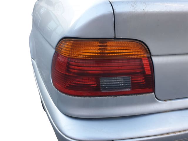 Piloto trasero izquierdo 63216902527 BMW