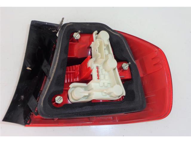 63216937457 Piloto trasero exterior izquierdo  en stock Sabadell