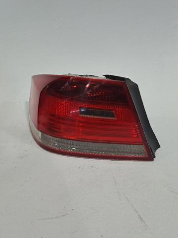 Piloto posterior exterior izquierdo 63217174403 BMW