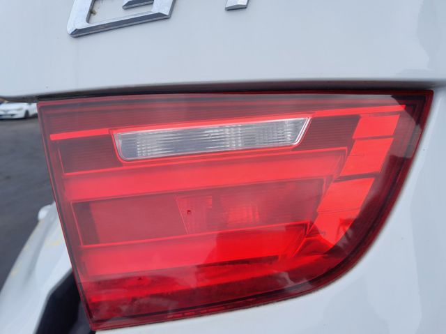Piloto trasero interior izquierdo 63217286033 BMW