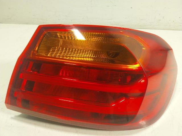 Piloto trasero exterior derecho 63217296098 BMW