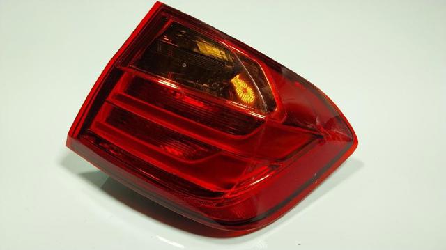 Piloto trasero exterior derecho 63217312846 BMW