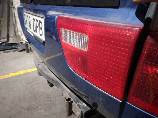 63218409012 BMW Piloto trasero interior derecho  comprar en Oviedo