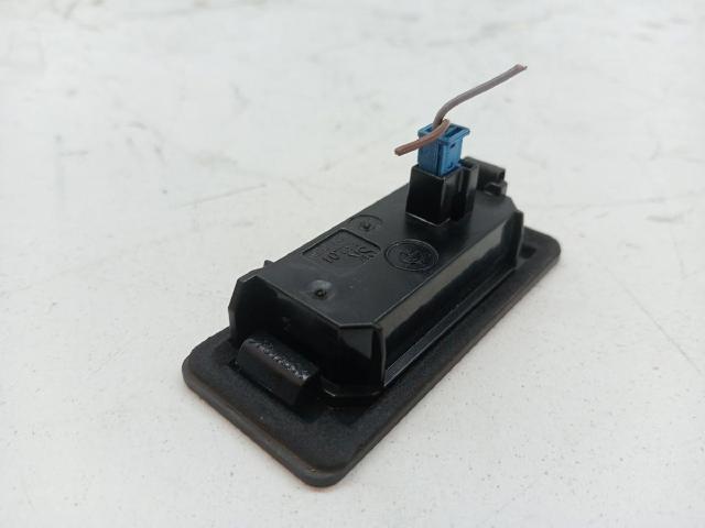 BMW 63267193293 Luz matricula  en stock Terrassa