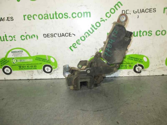 Cerradura de puerta trasera izquierda 63318FC010 Subaru