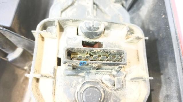 6350EC Piloto trasero derecho  en stock Sabadell