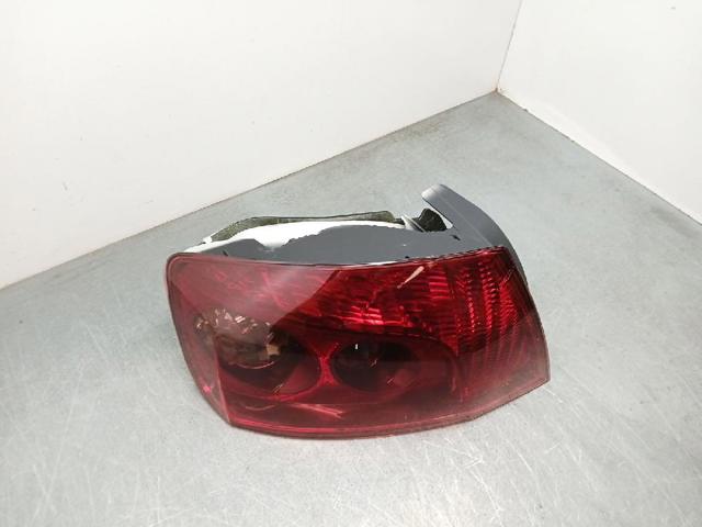 6350GC PEUGEOT Piloto trasero izquierdo  en stock Gandía