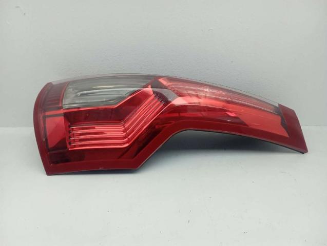 PEUGEOT 6351AC Piloto trasero derecho  disponible España