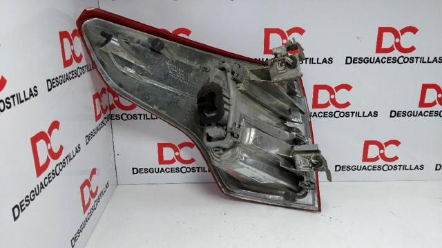 PEUGEOT 6351CA Piloto trasero exterior derecho  en stock Terrassa