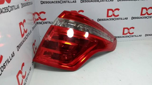 PEUGEOT 6351CA Piloto trasero exterior derecho  comprar en Albacete