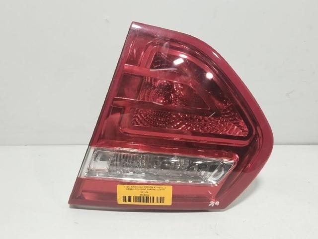 PEUGEOT 6351CC Piloto trasero interior derecho  en stock Terrassa