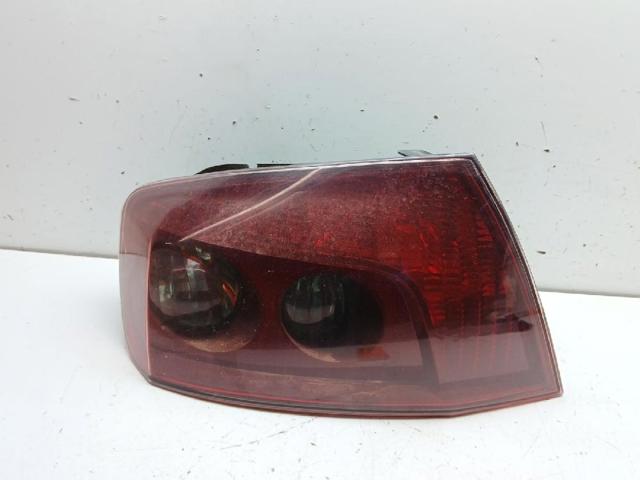 6351GC PEUGEOT Piloto trasero derecho  en stock Huelva