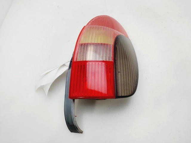 Comprar Piloto trasero derecho Peugeot 306  7E a bajo precio