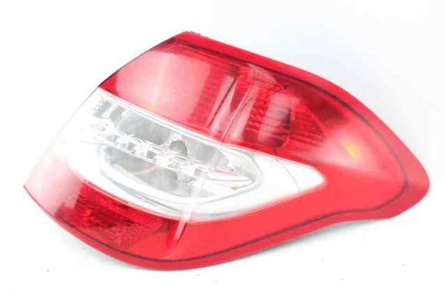 6351KS Piloto trasero exterior derecho  en stock Sabadell