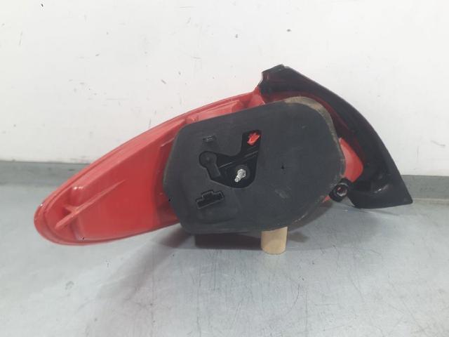 PEUGEOT 6351P1 Piloto trasero derecho  en stock Salamanca