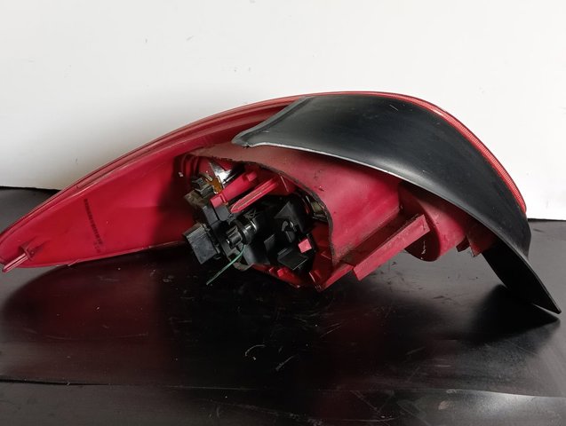 PEUGEOT 6351P1 Piloto trasero derecho comprar Tarragona