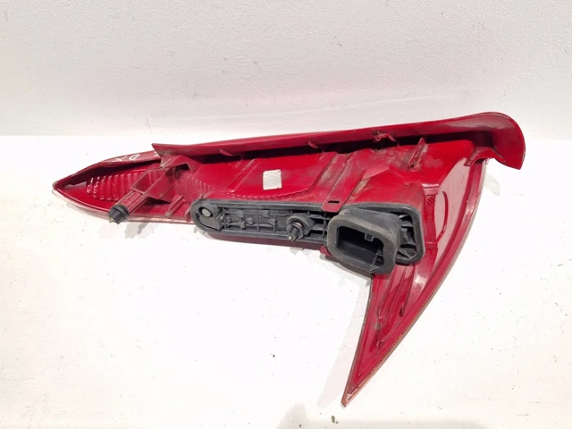 6351R4 Piloto trasero derecho comprar Sevilla
