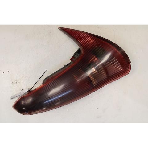 6351R4 PEUGEOT Piloto trasero derecho  comprar en Oviedo