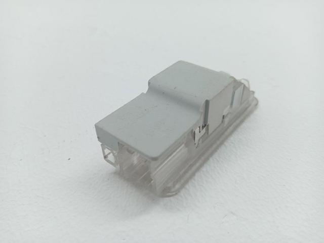 6362N6 PEUGEOT Lámpara de luz del maletero  disponible Ourense