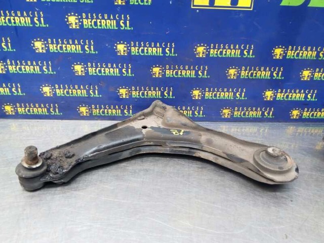 6383300010 Brazo inferior izquierdo de la suspensión delantera comprar Sevilla