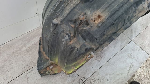 Guardabarros interior derecho, aleta delantera Nissan Navara D40